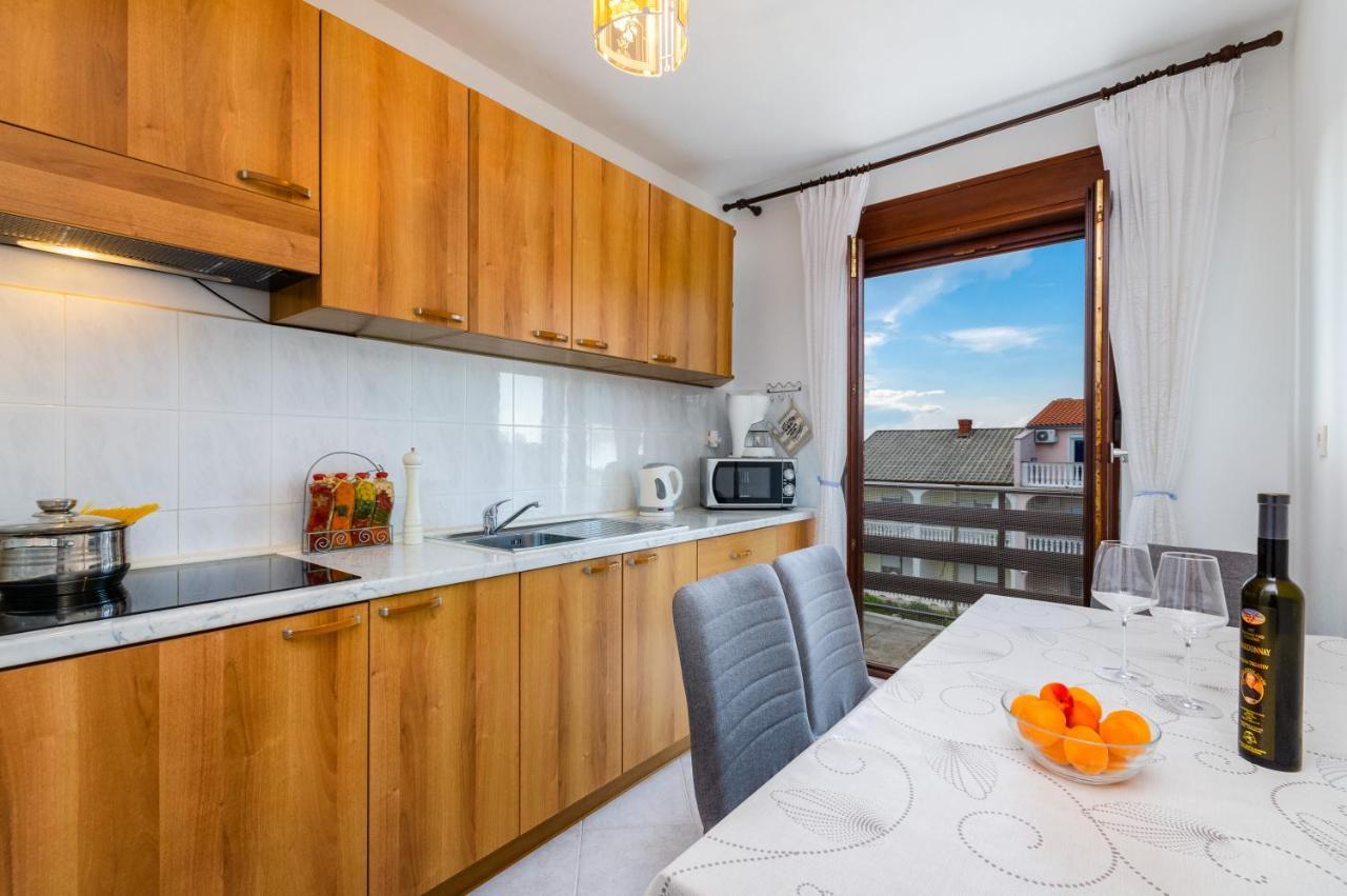 Apartmani Suncica Selce Exterior foto