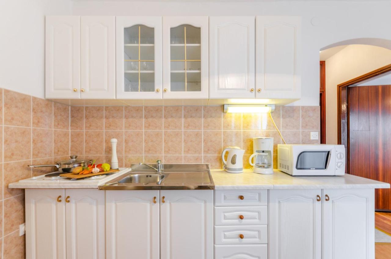 Apartmani Suncica Selce Exterior foto